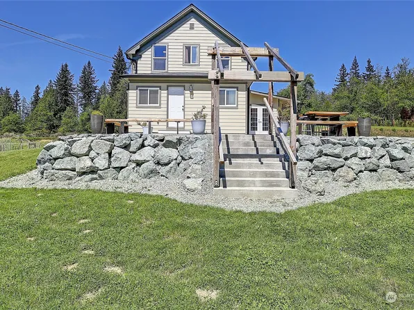 22851 Bulson Road, Mount Vernon, WA 98274