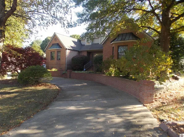 124 Arbor Crest Dr, Mayfield, KY 42066