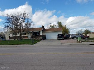 1501 Kluver Rd, Gillette, WY 82716