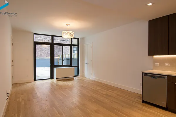 Rented by FirstService Realty (legacy) | media 10
