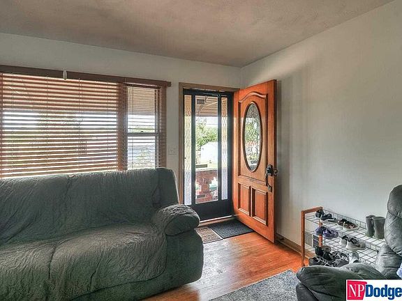 4th image of 6629 S 41st St