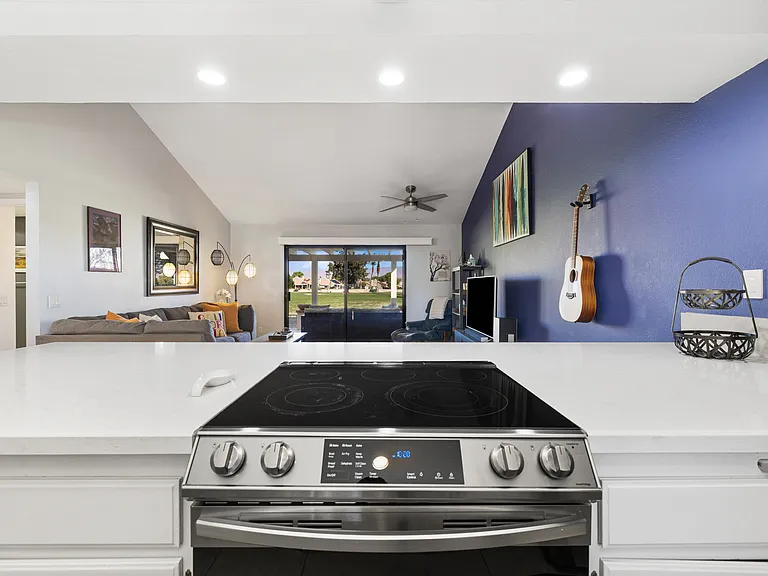 77116 Pauma Valley Way — Photo 11