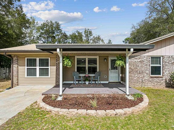 3rd image of 5453 Camille Gardens Cir