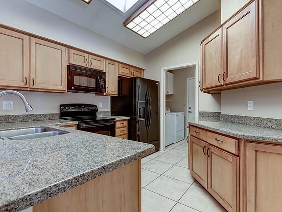 4th image of 4105 E San Gabriel Ave