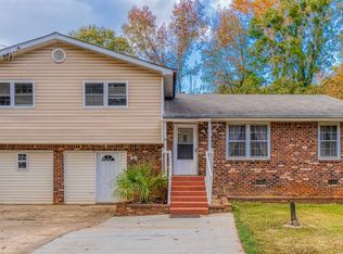 140 Creek Cir, Stockbridge, GA 30281