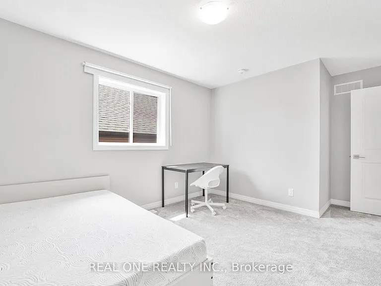 164 Mountain Holly Ct — Photo 24