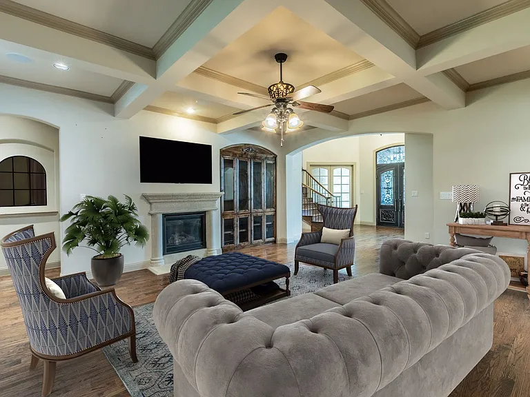 7565 Rawlins Ln — Photo 7