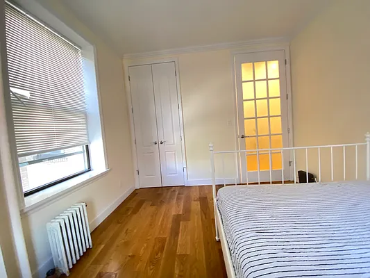 Rented by Oxford Property Group | media 10