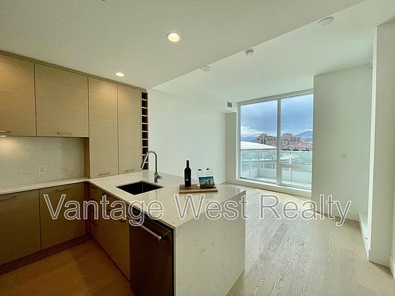 5th image of 1191 Sunset Dr #605