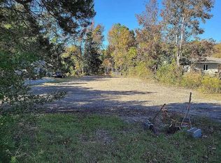 2002 Middle Sound Loop Rd, Wilmington, NC 28411