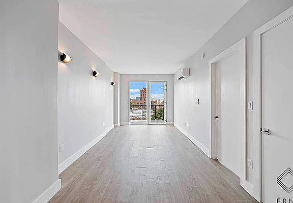 5th image of 290 Linden Blvd #9B