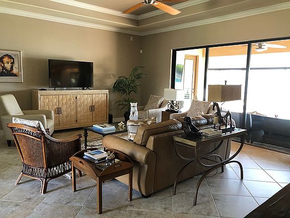 3rd image of 10098 Biscayne Bay Ln
