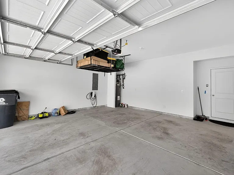 8308 Hunters Grove Rd — Photo 26