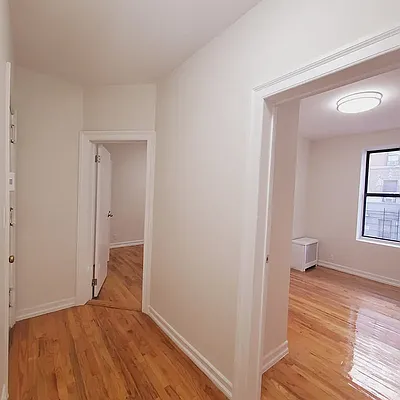 Rented by New York Residence | media 37