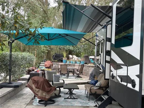 43 Jenkins Island Rd, Hilton Head Island, SC 29926