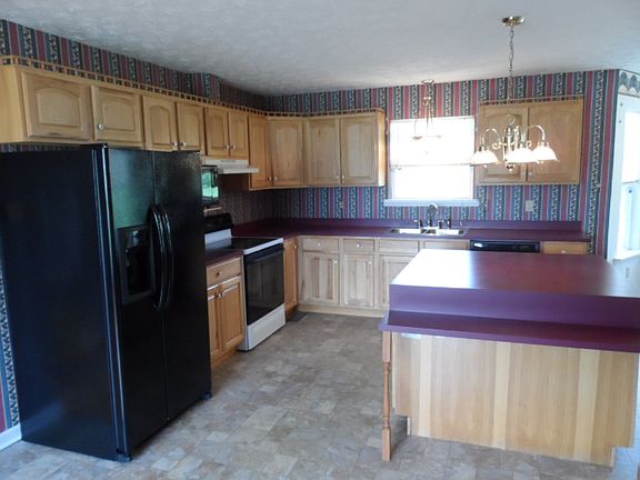 2nd image of 951 Ammerman Pike