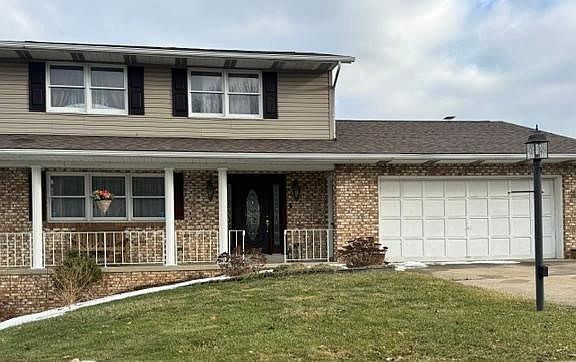 4th image of 204 David Dr