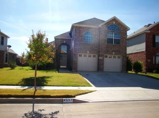 4537 Corner Brook Ln, Fort Worth, TX 76123