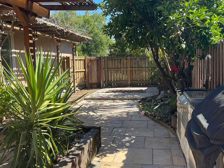 1825 Calavaras Dr — Photo 29