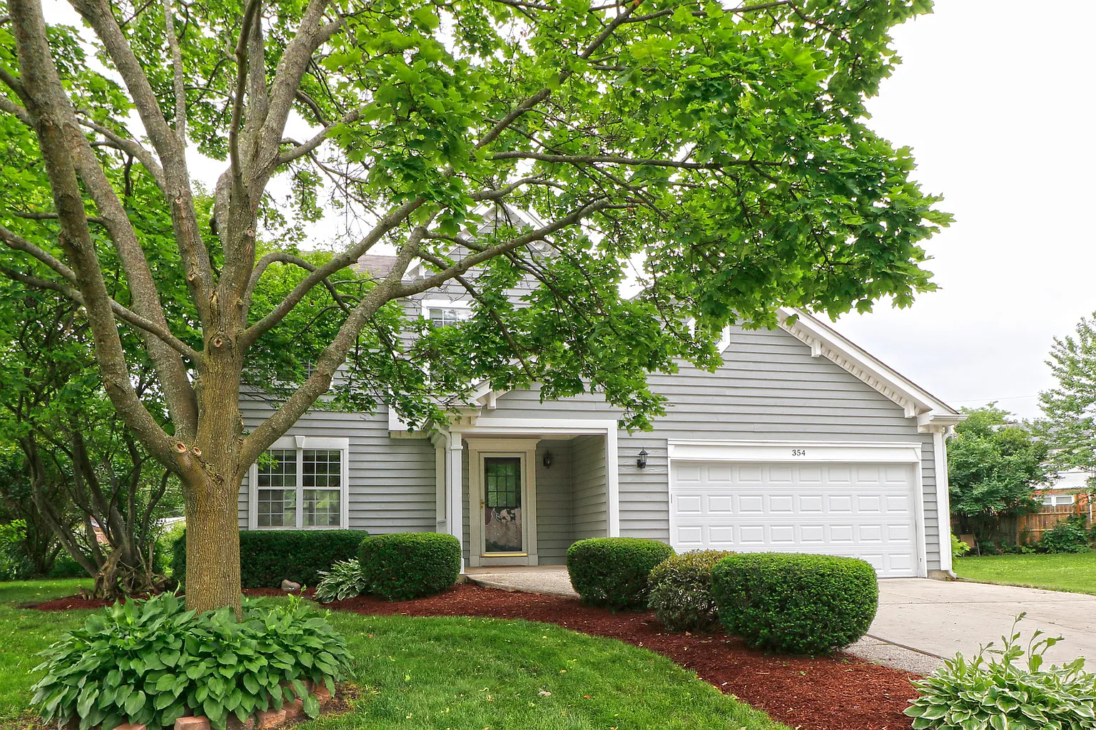354 Richard Ct photo 1