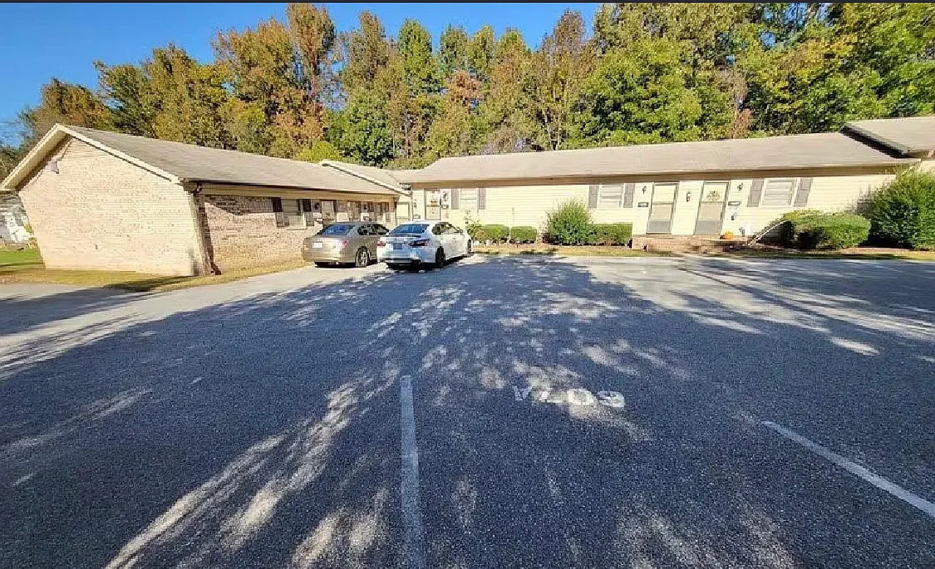 1 bed, 800 sqft, $900 — Photo 1