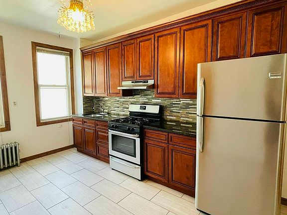 2nd image of 66 Driggs Ave APT 3R