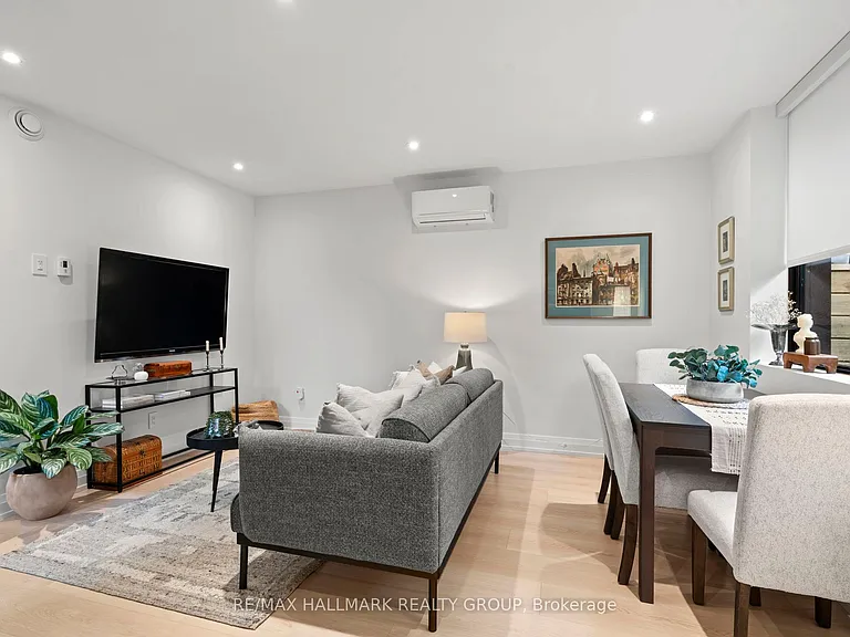 130 Glenora St #2B — Photo 10