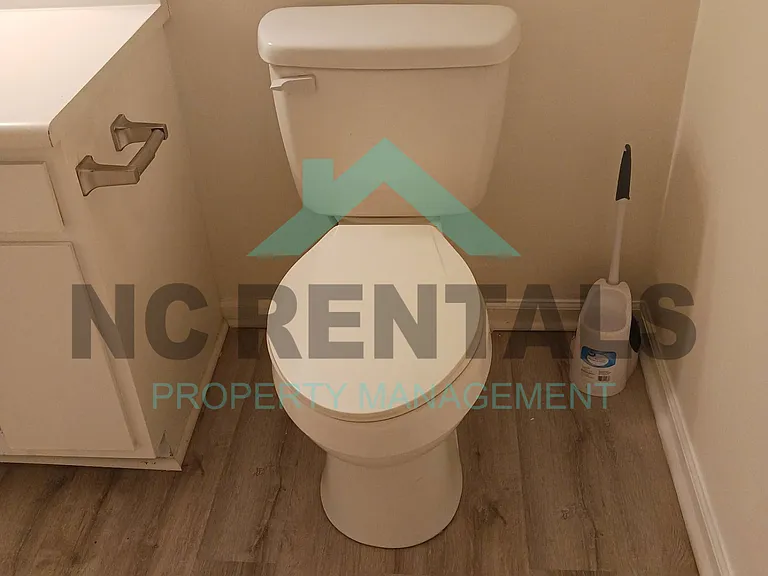 100 Kristin Dr #C5 — Photo 25
