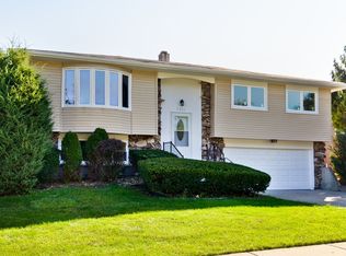 7401 East Ave, Hanover Park, IL 60133