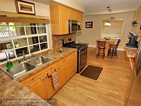 3rd image of 11740 NW 29th Pl
