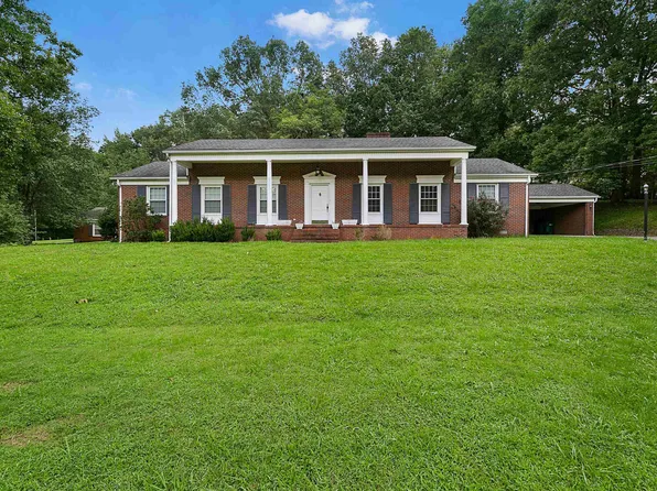 365 Quail St, Huntingdon, TN 38344