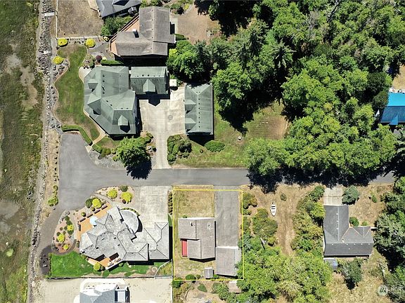 2nd image of 312 Captain Gray Court SE