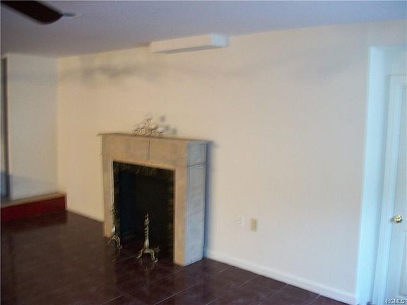 3rd image of 36 Western Ave