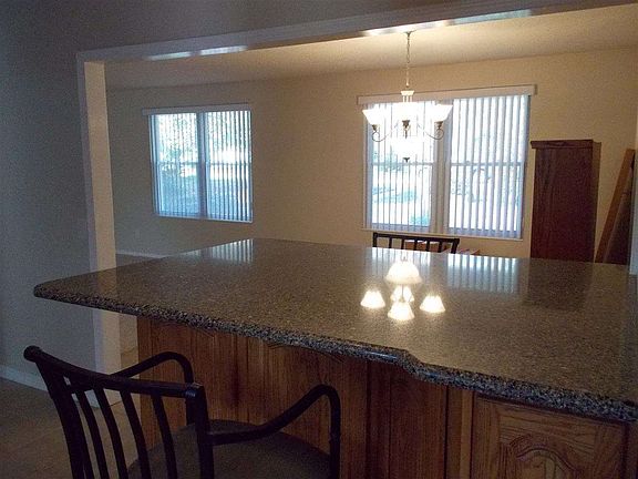 4th image of 125 Nandina Dr