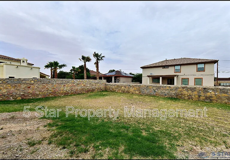 5973 Cartagena Cir — Photo 35