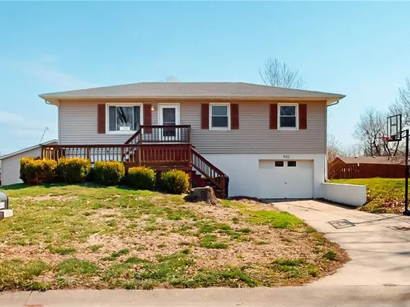 501 S Banyon St, Savannah, MO 64485