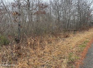 Everett Ln, Robbins, TN 37852