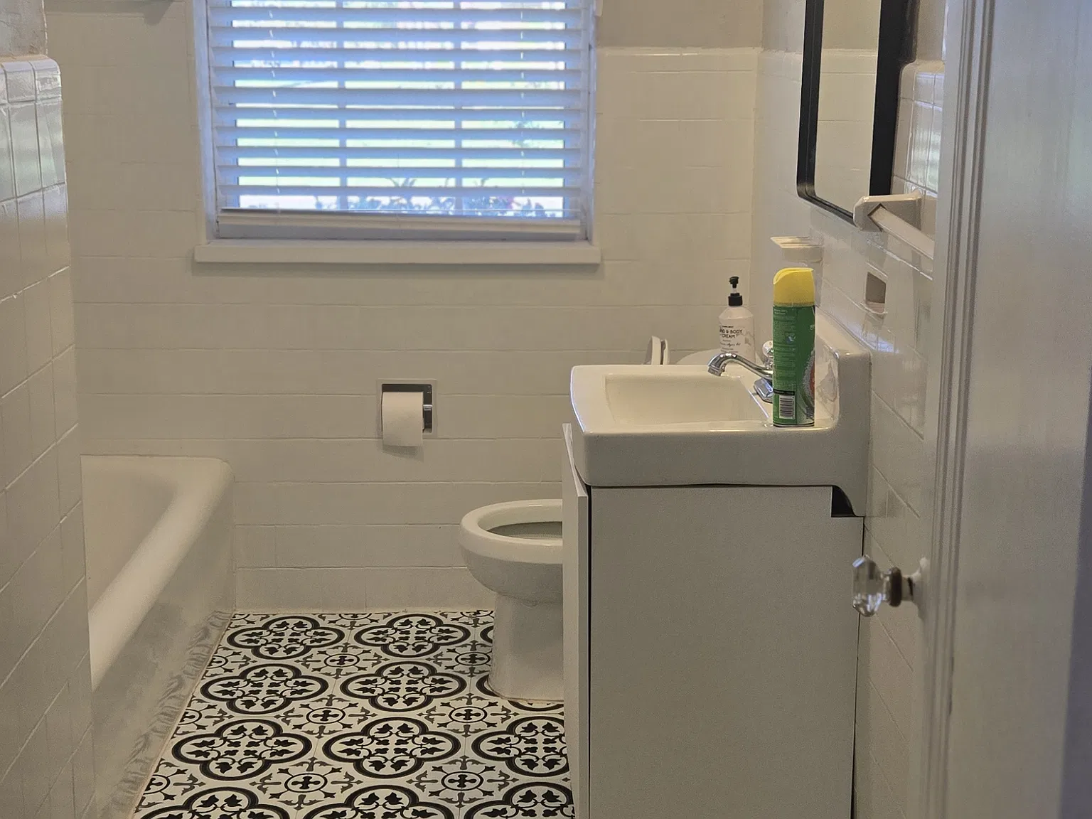 1 bed, 750 sqft, $1,845 — Photo 3