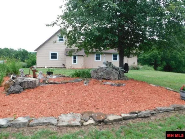 2562 Havner Rd, Norfork, AR 72658