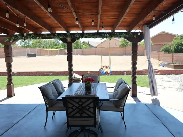 7904 Unionville Ct NW, Albuquerque, NM 87114
