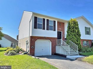 3 Bonniefield Cir, Gettysburg, PA 17325