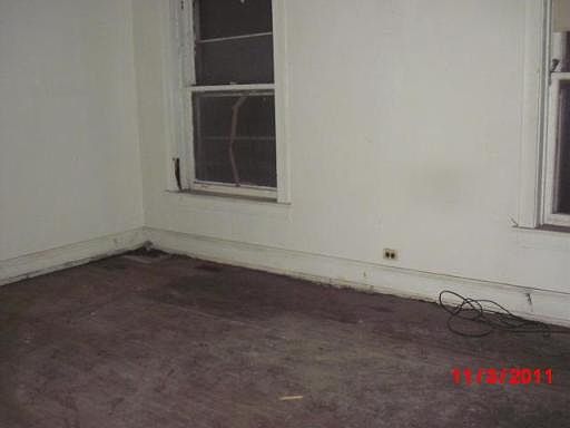 3rd image of 4524 S King Dr