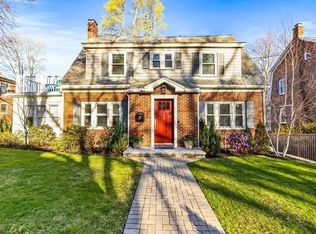 37 Commonwealth Park, Newton, MA 02459