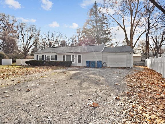 3rd image of 1506 Sunnymead Ct