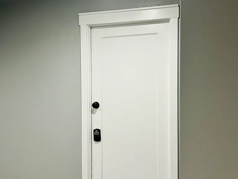 New wall color for whole unit, doors freshly painted