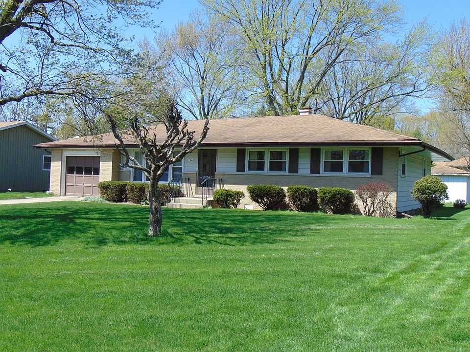 1st image of 1844 W 58th Pl