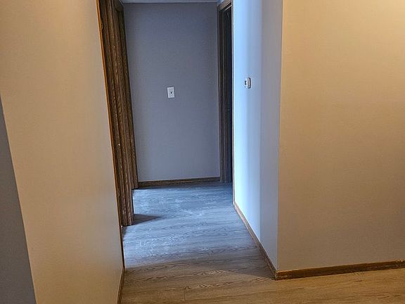 2nd image of 500-510 E 17th St S #33