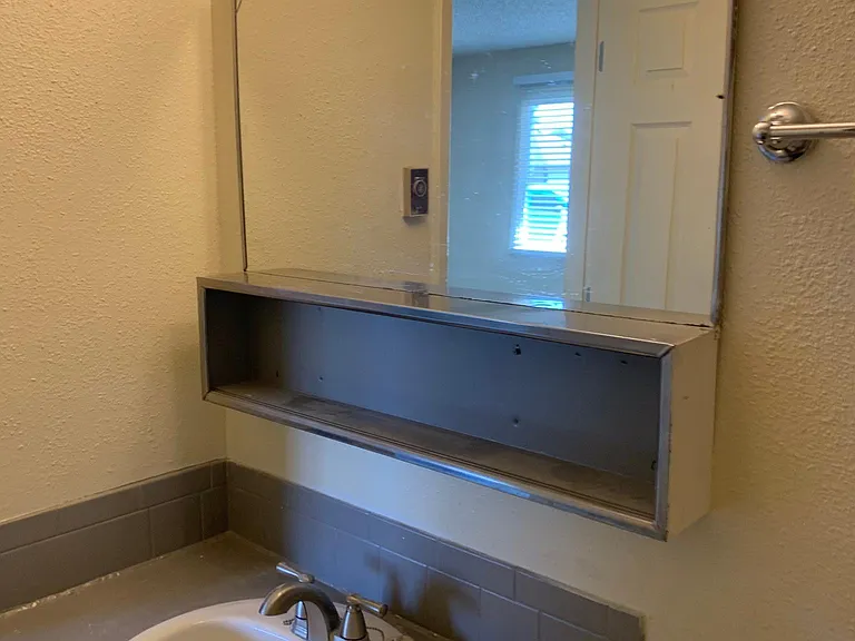 601 SE 6th Ave #601 — Photo 7