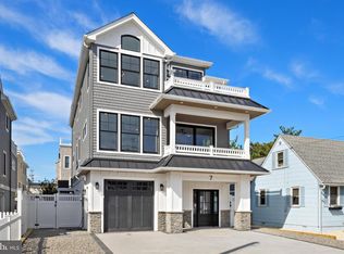 7 E 19th St, Long Beach Township, NJ 08008