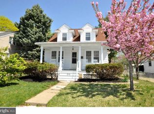 213 W 3rd St, Florence, NJ 08518